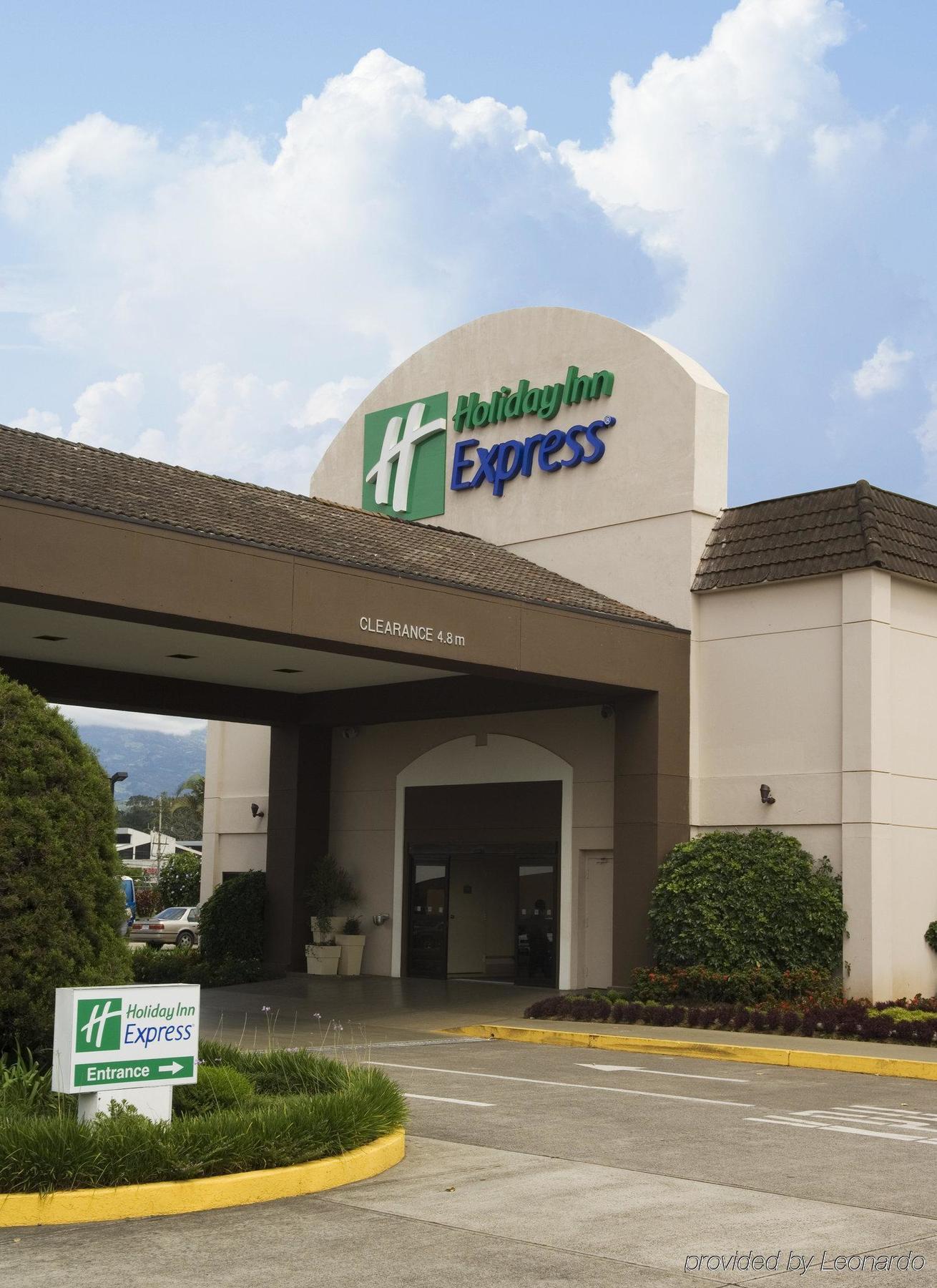 Holiday Inn Express San Jose Airport, An Ihg Hotel Alajuela Екстериор снимка